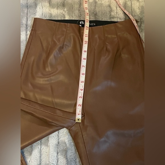 Zara High-Waisted Brown Faux Leather Leggings Size Medium - Picture 5 of 11